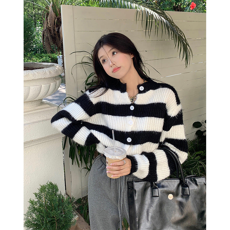Striped Short Style Women's Knitted Sweater