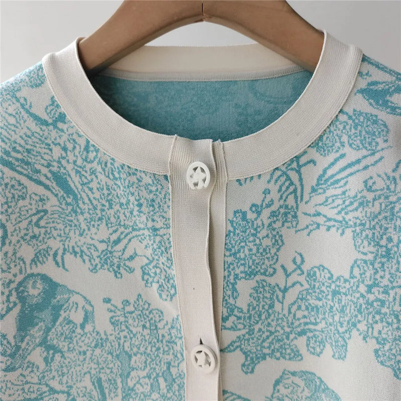 Women's Clothing Early Autumn New Style Temperament Jungle Jacquard Knitted Cardigan Top+French Elegant Half Skirt Two-Piec