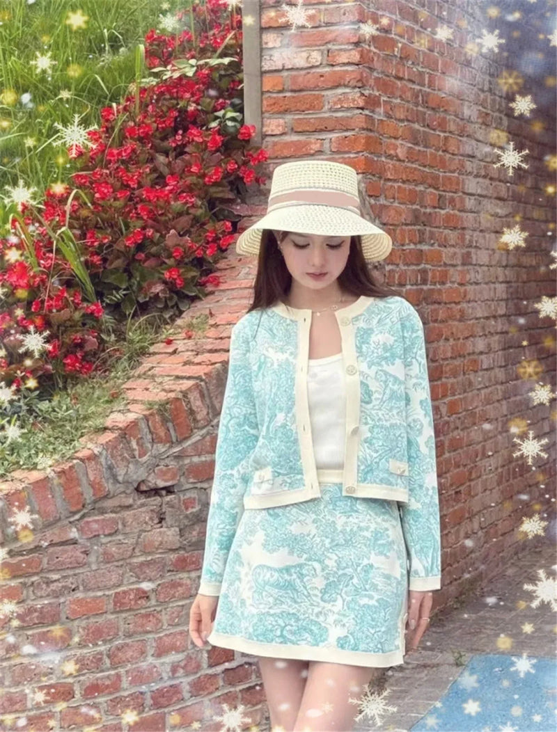 Women's Clothing Early Autumn New Style Temperament Jungle Jacquard Knitted Cardigan Top+French Elegant Half Skirt Two-Piec