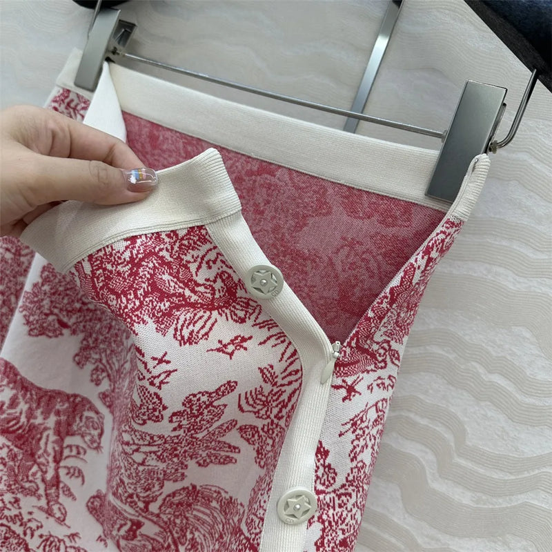 Women's Clothing Early Autumn New Style Temperament Jungle Jacquard Knitted Cardigan Top+French Elegant Half Skirt Two-Piec